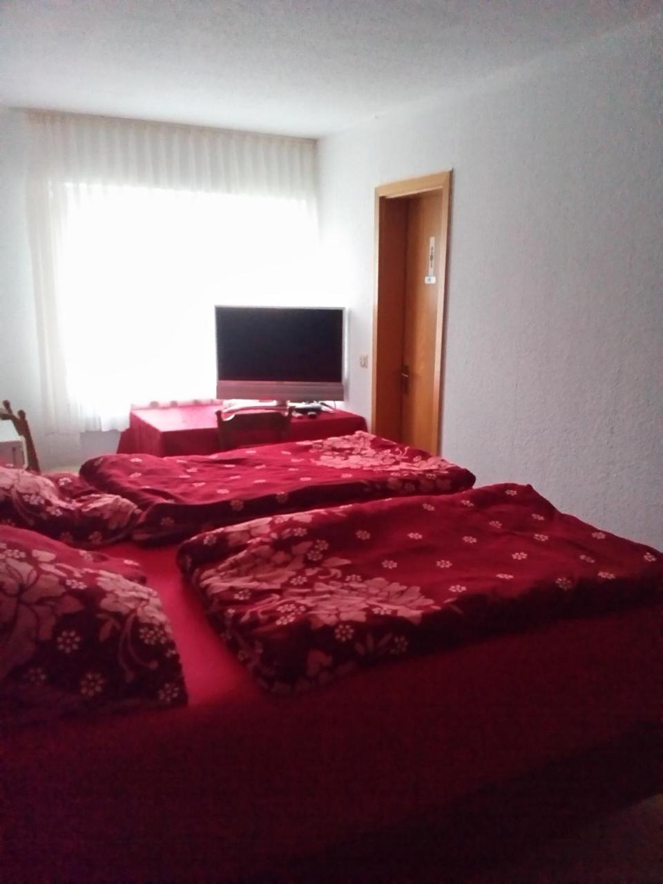Monteurhotel Garni Alter Olper Hof Lindlar Bagian luar foto